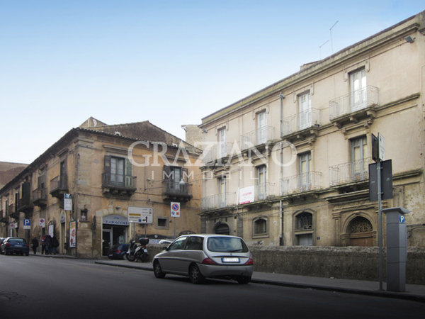 Appartamento in Affitto a Caltagirone (Catania)