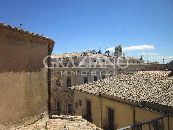Appartamento in Vendita a Caltagirone (Catania)