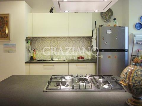 Appartamento in Vendita a Caltagirone (Catania)