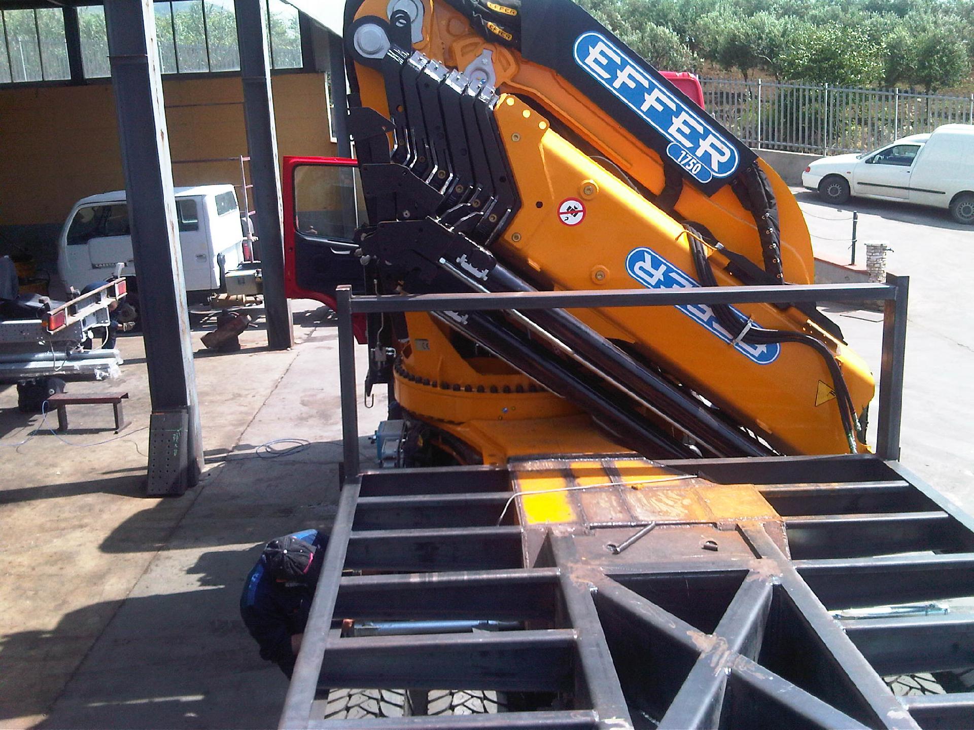 GRU EFFER 1750 6S+6S MONTATA SU VOLVO 4 ASSI 8X4 - SICILIA