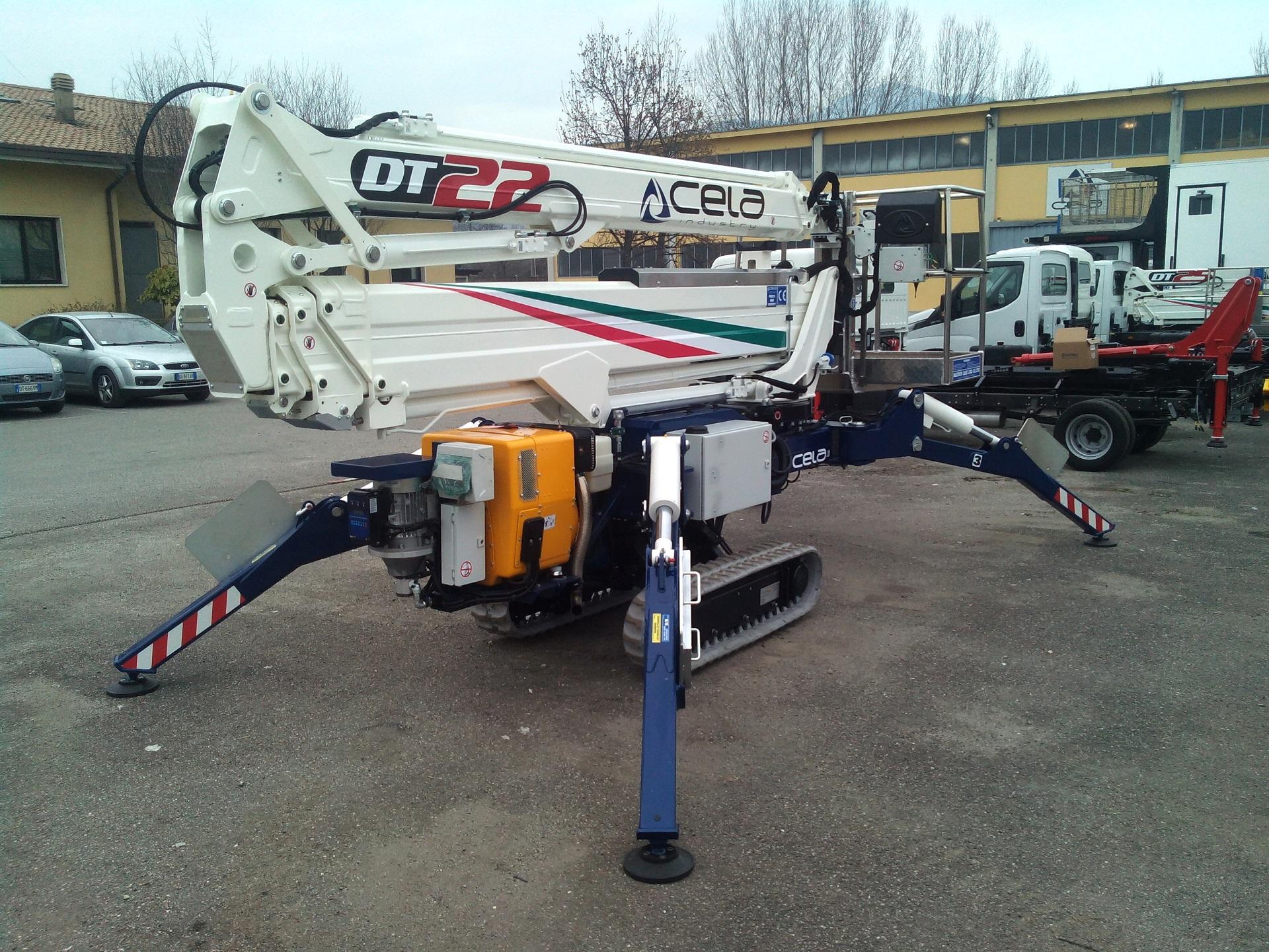 SPYDER CON CINGOLI CELA, CESTELLO DT CRAWLER 22 - SICILIA CELA SPYDER DT CRAWLER 22