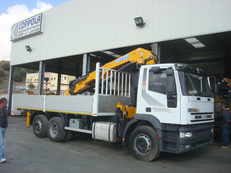 GRU EFFER 225 5S+3S MONTATA SU IVECO EUROTECH 269 - SICILIA