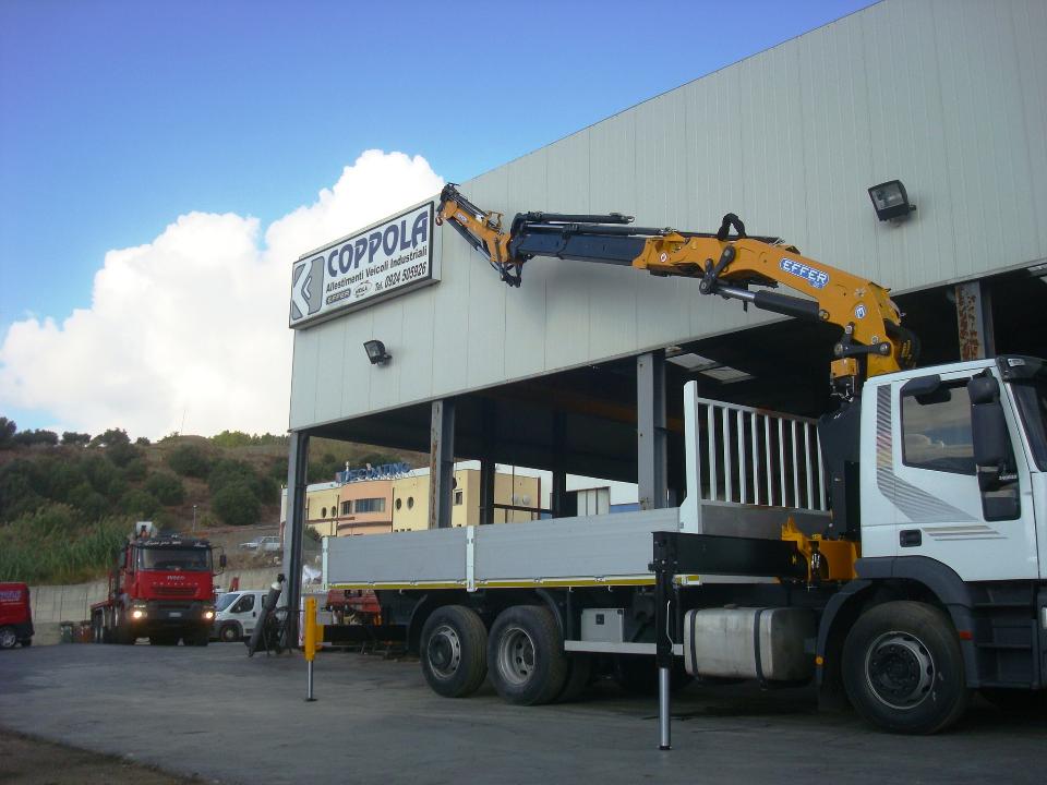 GRU EFFER 225 5S+3S MONTATA SU IVECO EUROTECH 269 - SICILIA