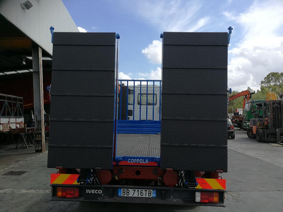 PIANALE CON RAMPE DI CARICO IDRAULICHE COPPOLA