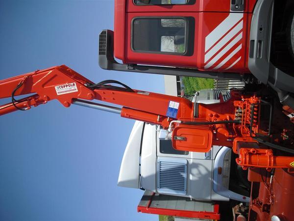 AUTOCARRO/CAMION IVECO FIAT 145.17 CON GRU FERRARI 8500/3S RICONDIZIONATO IVECO 145.17