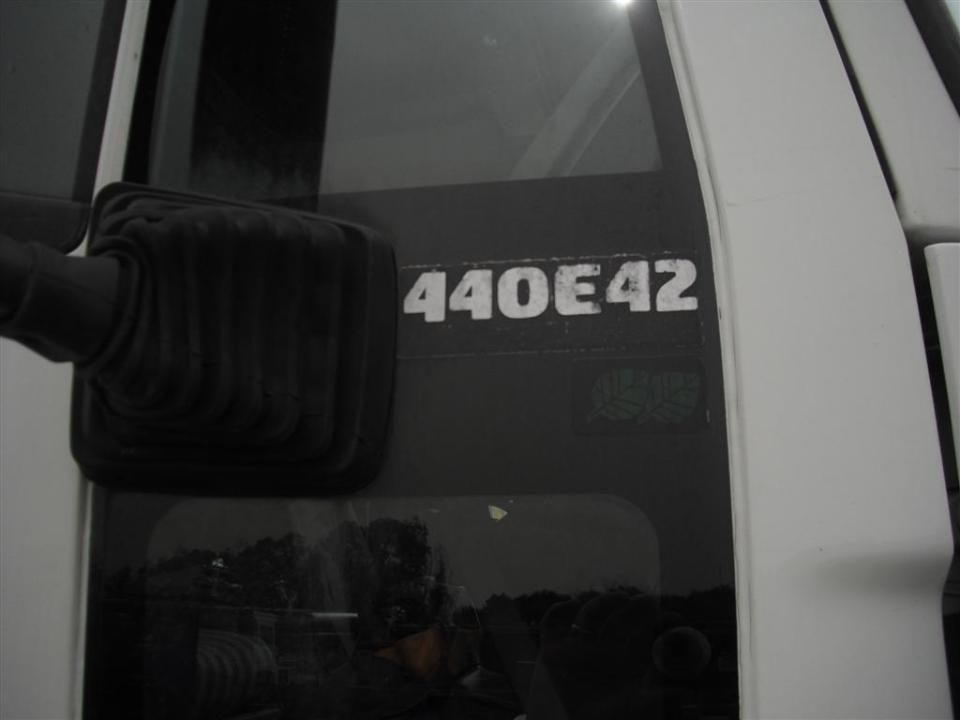 AUTOCARRO/CAMION IVECO 440E42 4 ASSI STRADALE IVECO 440E42 4 ASSI