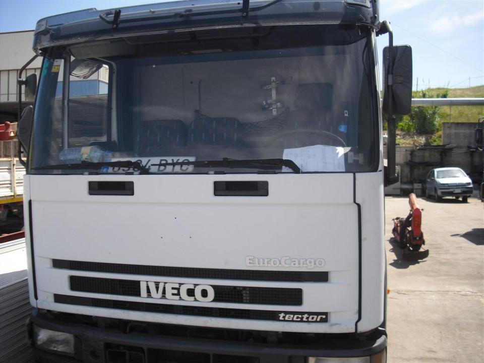 AUTOCARRO/CAMION IVECO 100E18 TECTOR ANNO 2002 IVECO 100E18 TECTOR