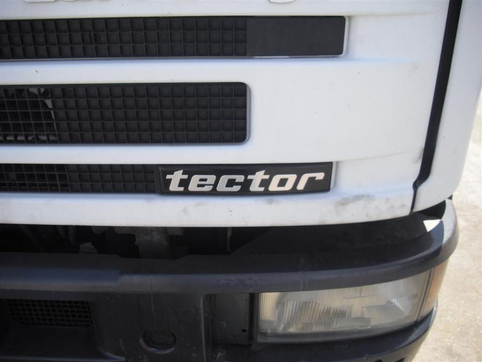 AUTOCARRO/CAMION IVECO 100E18 TECTOR ANNO 2002 IVECO 100E18 TECTOR