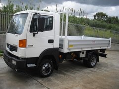 AUTOCARRO/CAMION NISSAN 35.15 ATLEON CON CASSONE RIBALTABILE TRILATERALE