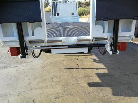 PIANALE CON RAMPE DI CARICO IDRAULICHE COPPOLA