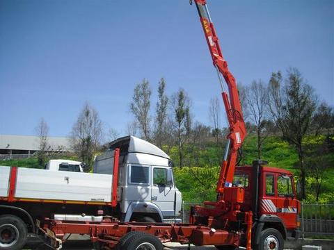 AUTOCARRO/CAMION IVECO FIAT 145.17 CON GRU FERRARI 8500/3S RICONDIZIONATO IVECO 145.17