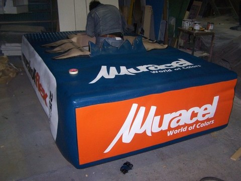 Sculture in polistirolo a Catania, Sicilia, Italia: Delfini, Sacco cemento, Vaso, Gomma, Matita, Zucca - scolpiti e decorati