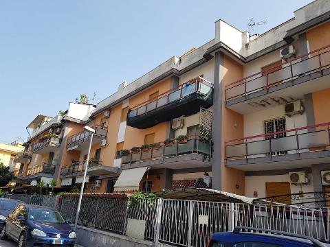 Appartamento in Vendita a Palermo Cardillo - Tommaso Natale