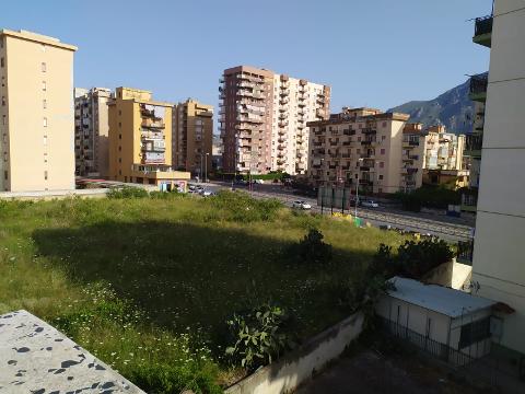 Casa singola in Vendita a Palermo Messina Marine - Torrelunga - Romagnolo