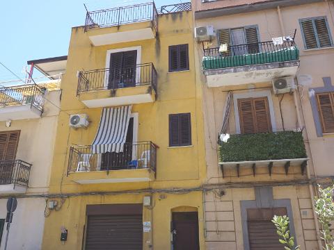 Appartamento in Vendita a Palermo Buonriposo - Guadagna