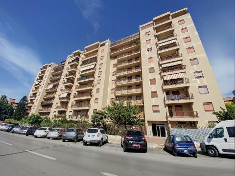 Appartamento in Vendita a Palermo Serradifalco - Noce - Perpignano Bassa