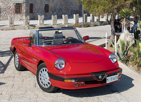 Noleggio Auto per Matrimonio ed eventi - Alfa Romeo Duetto Cabrio