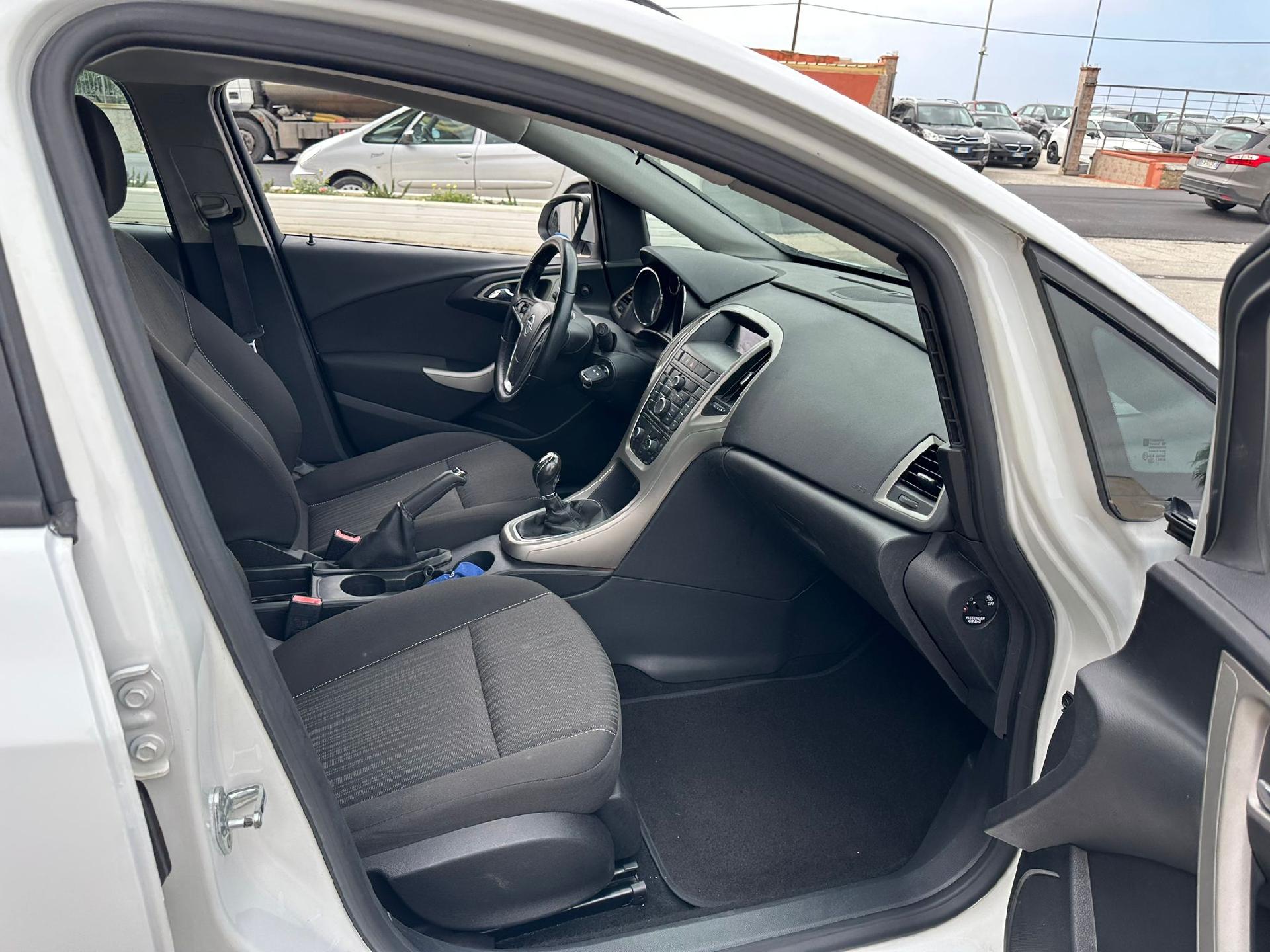 Opel Astra Sport Tourer GPL / Benzina