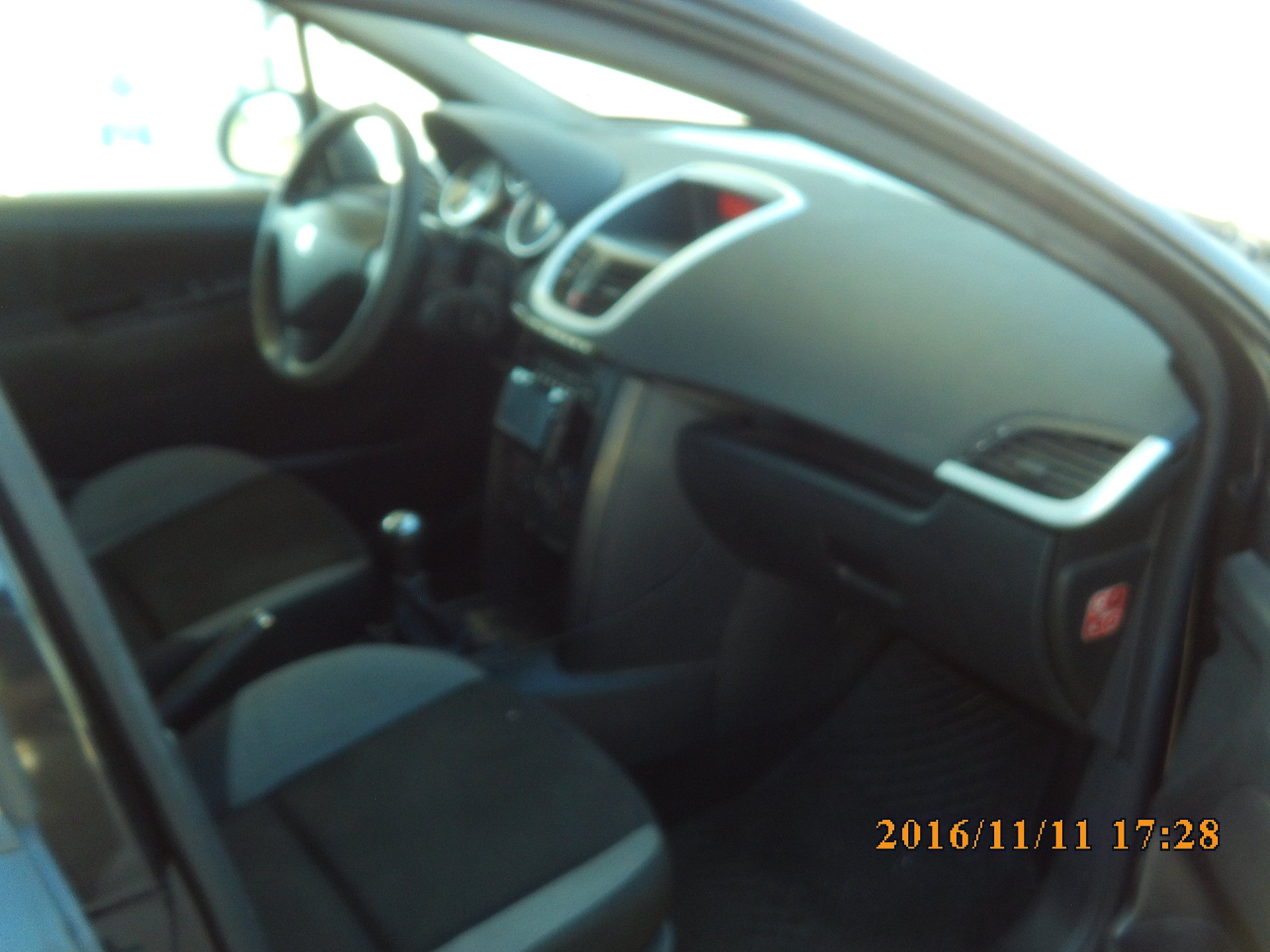 Peugeot 207 GPL / Benzina