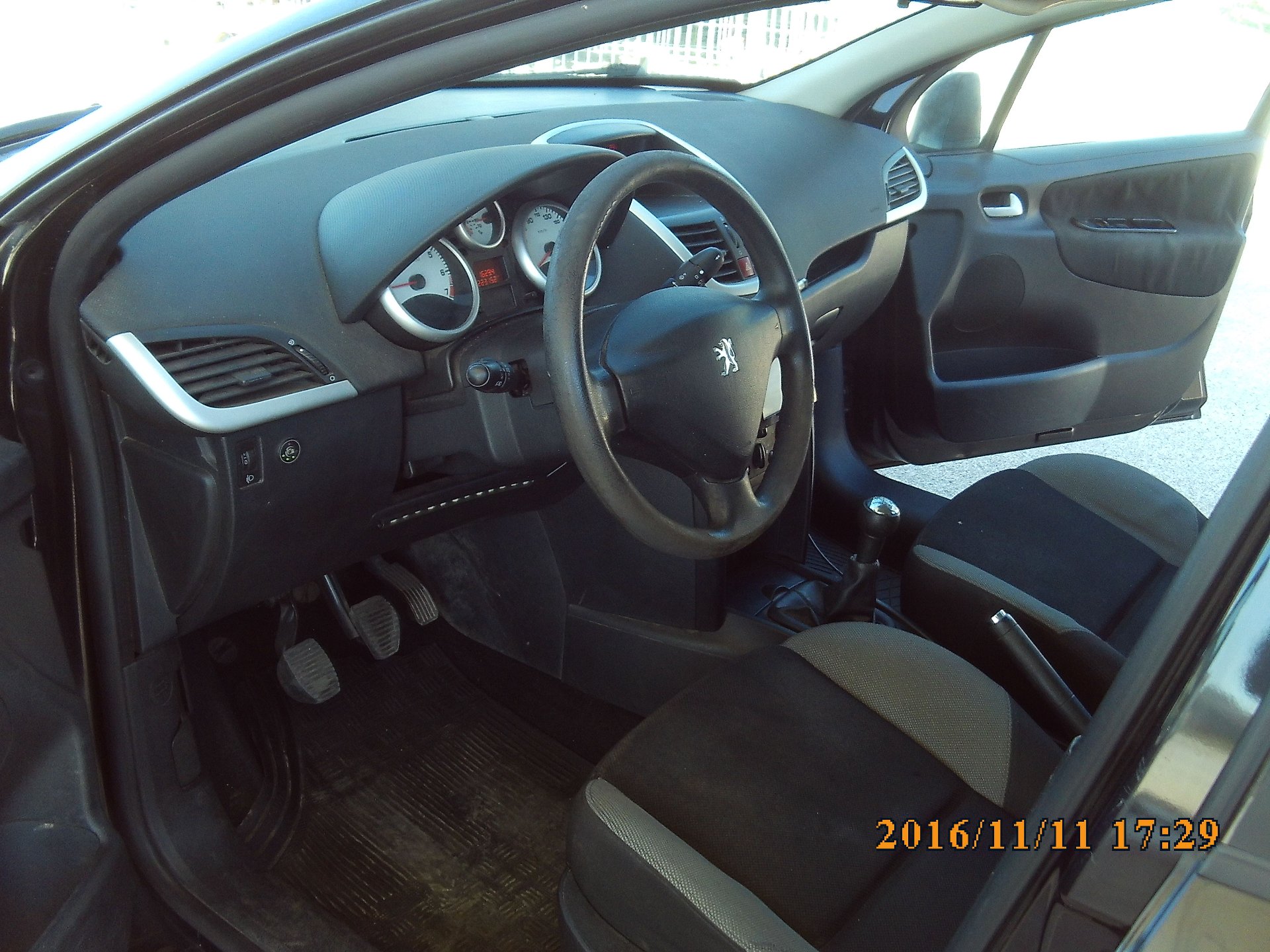 Peugeot 207 GPL / Benzina