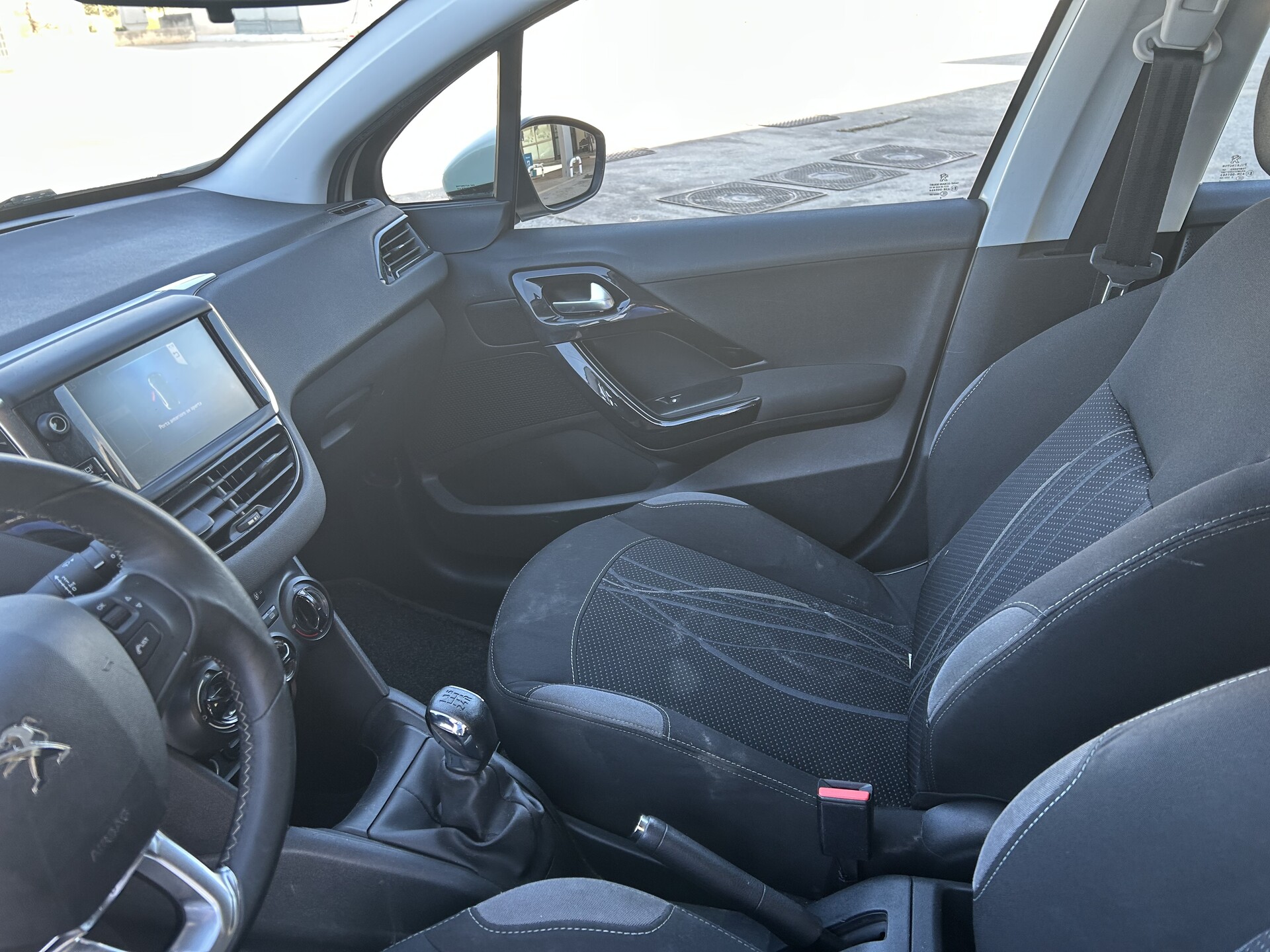 Peugeot 208 Benzina
