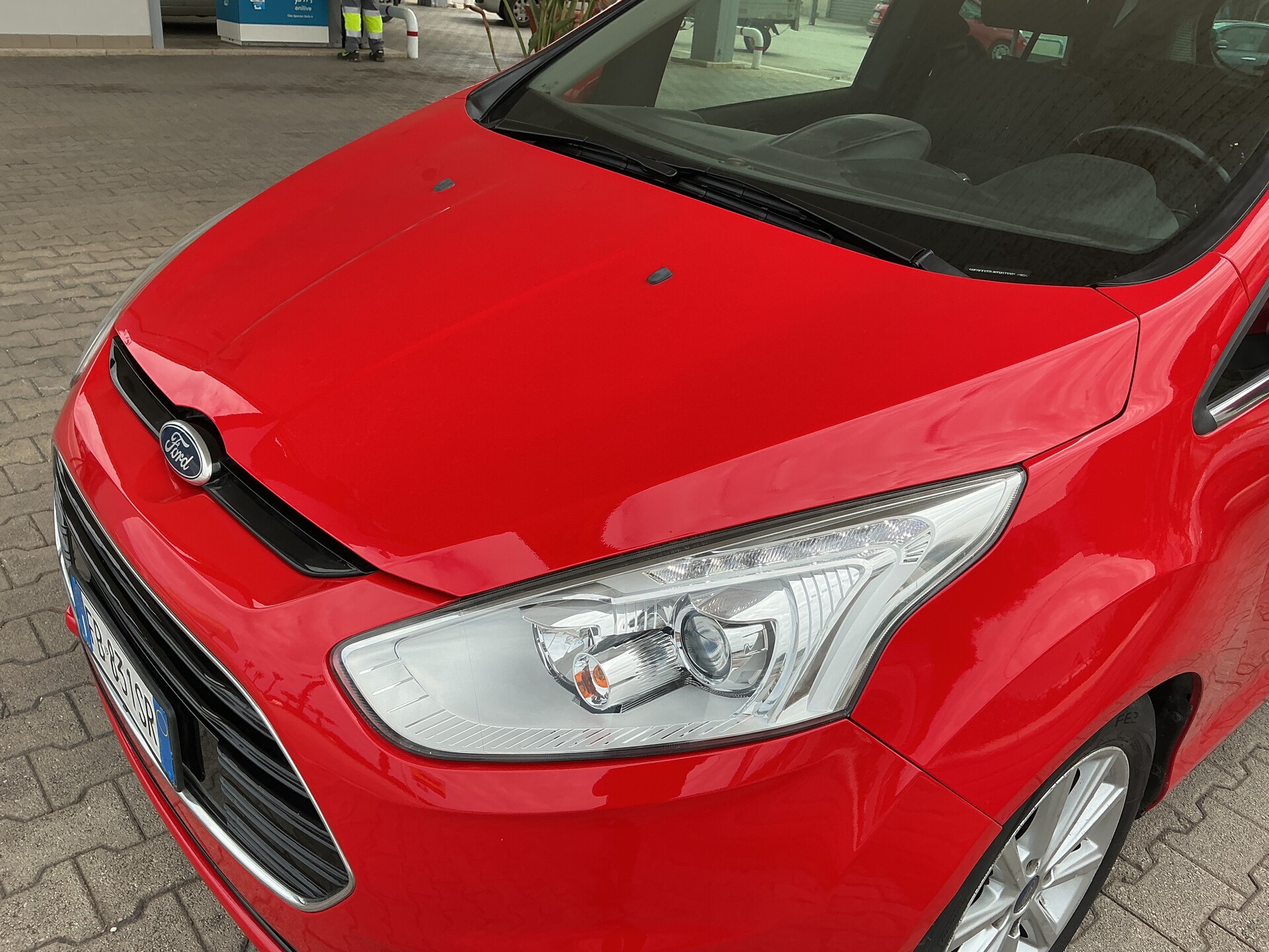 Ford B-Max GPL / Benzina