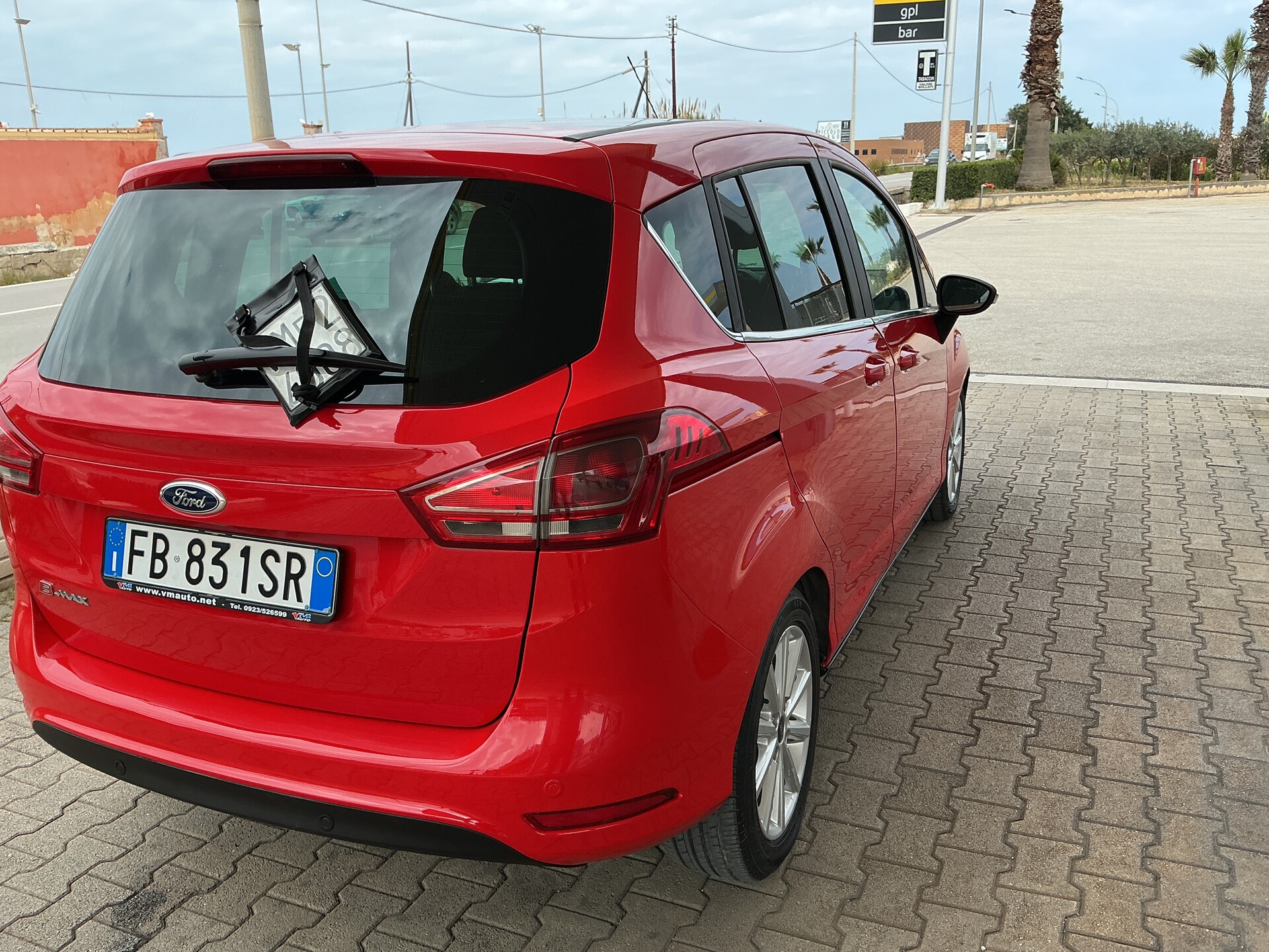 Ford B-Max GPL / Benzina
