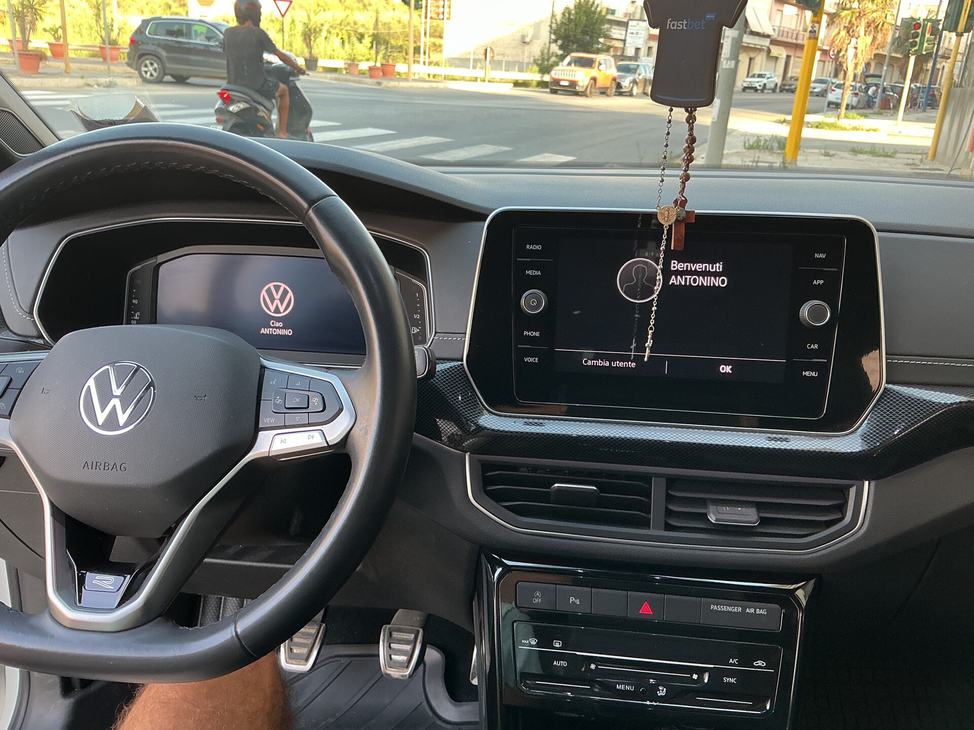 Volkswagen T-Cross Benzina
