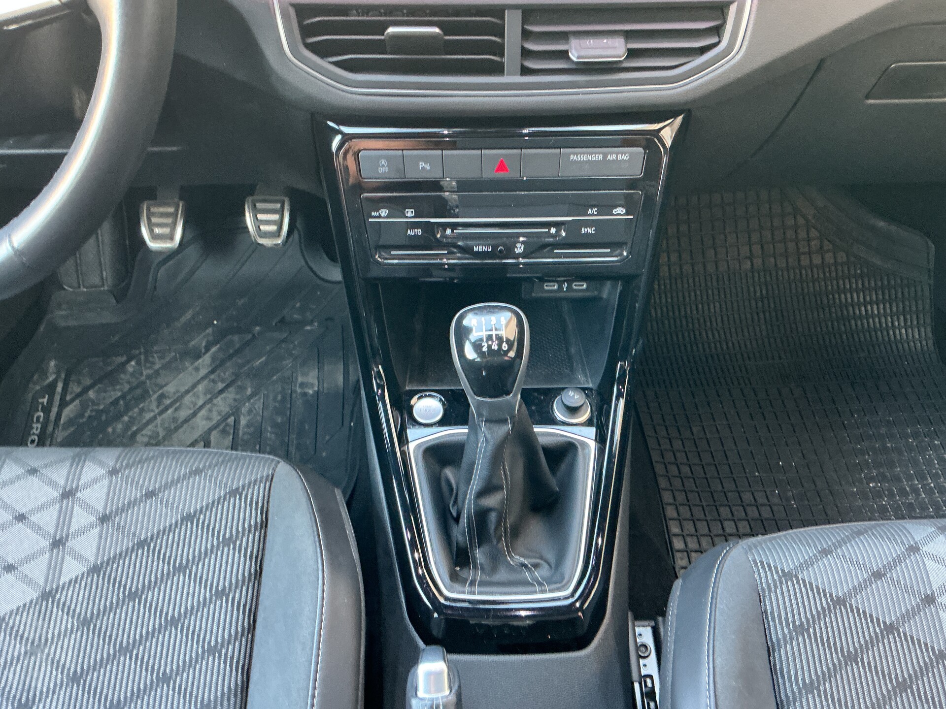 Volkswagen T-Cross Benzina