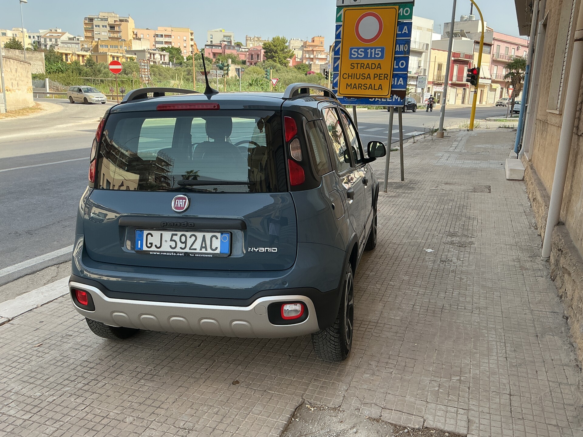 Fiat Panda Cross Elettrica / Benzina