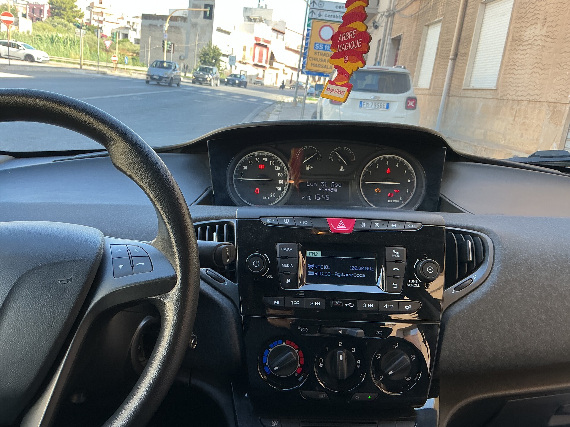 Lancia Ypsilon Benzina / Diesel