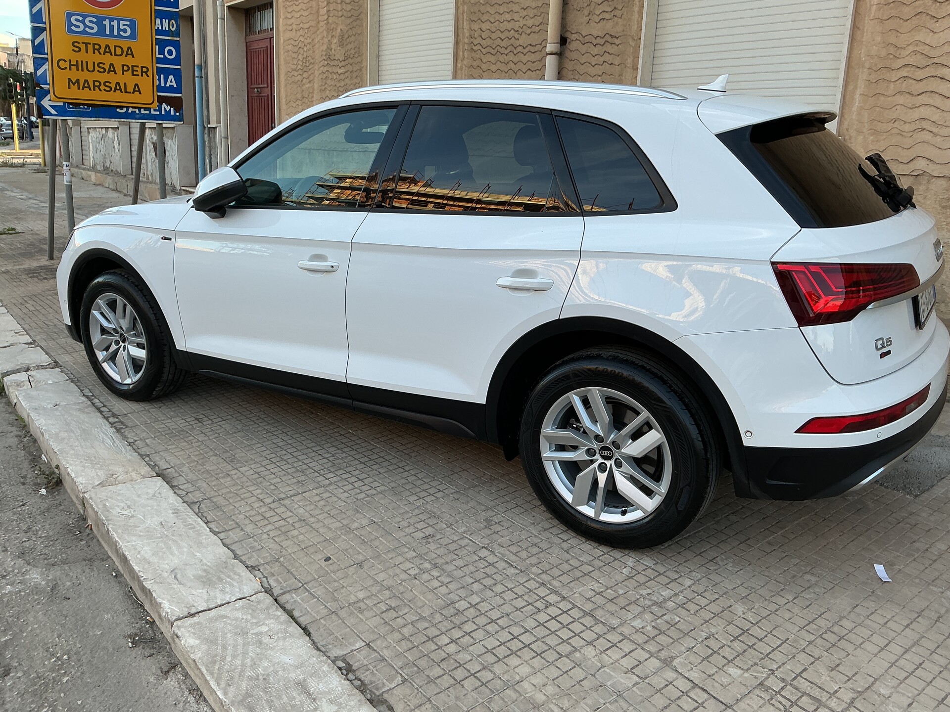 Audi Q5 Elettrica / Diesel