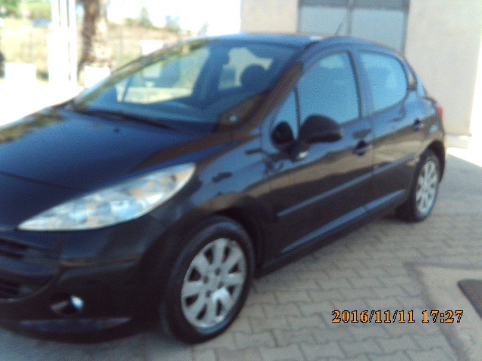 Peugeot 207 GPL / Benzina
