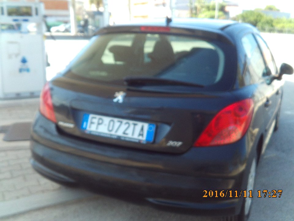 Peugeot 207 GPL / Benzina