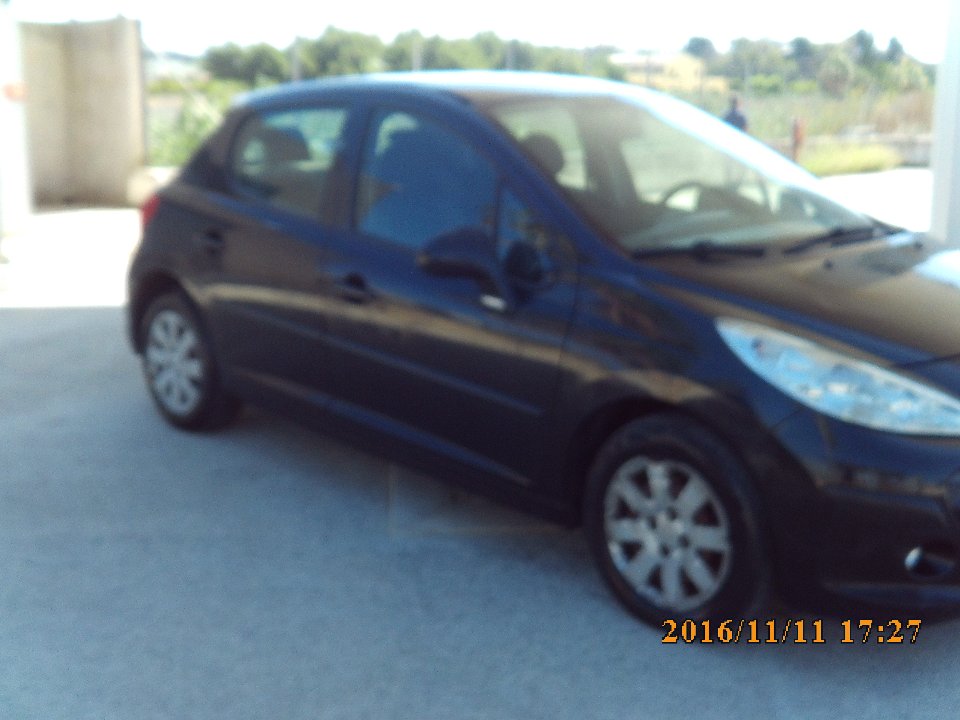 Peugeot 207 GPL / Benzina