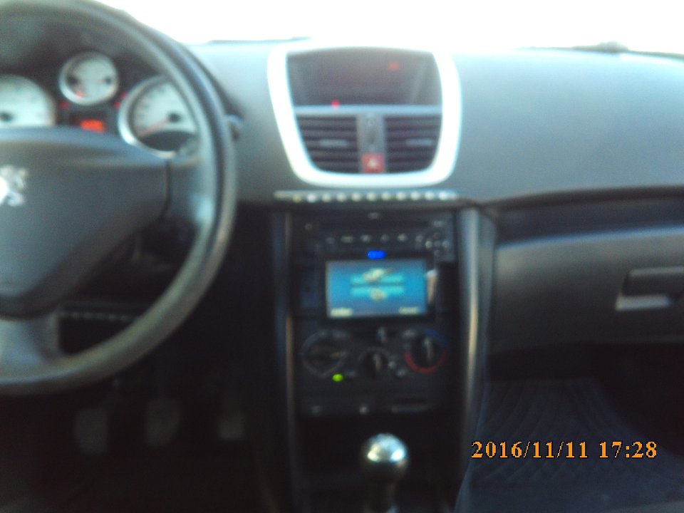 Peugeot 207 GPL / Benzina