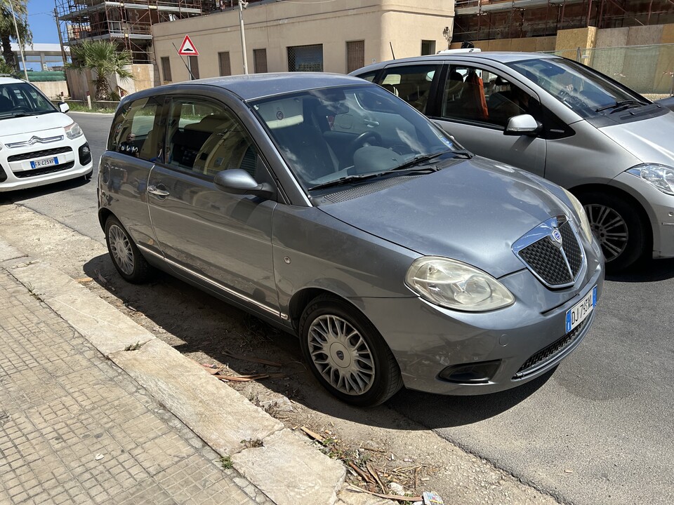 Lancia Ypsilon Benzina