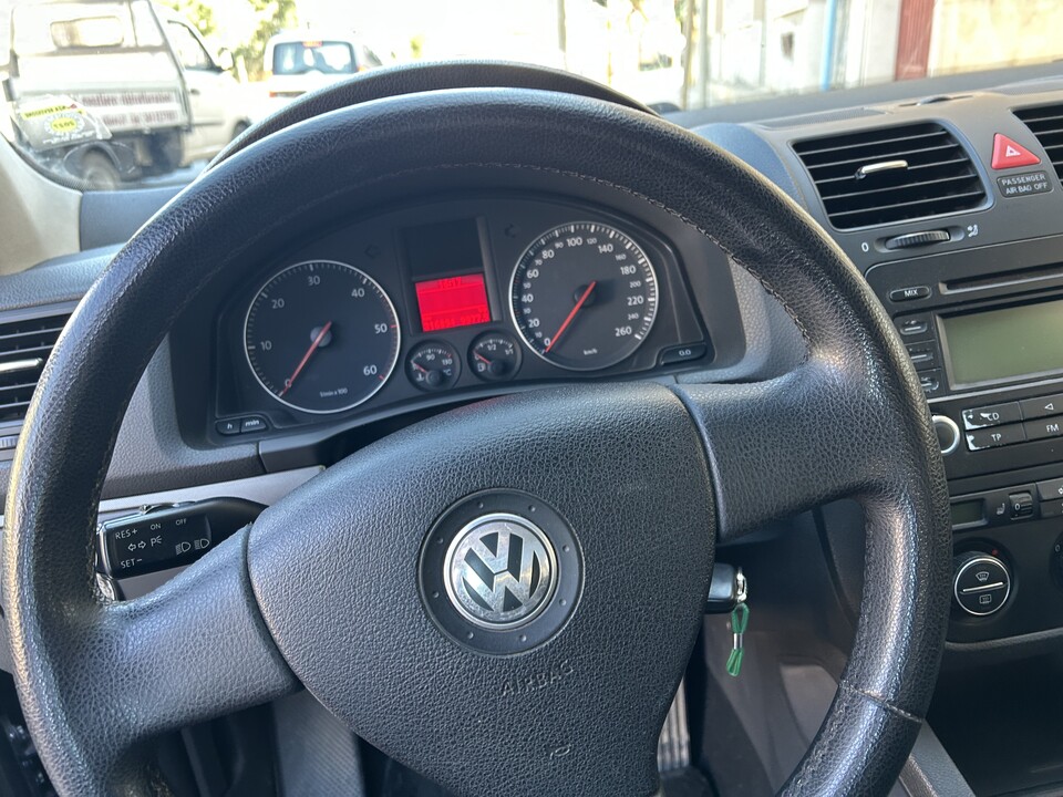 Volkswagen Golf Elettrica