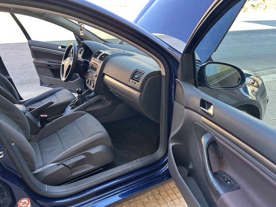 Volkswagen Golf Elettrica