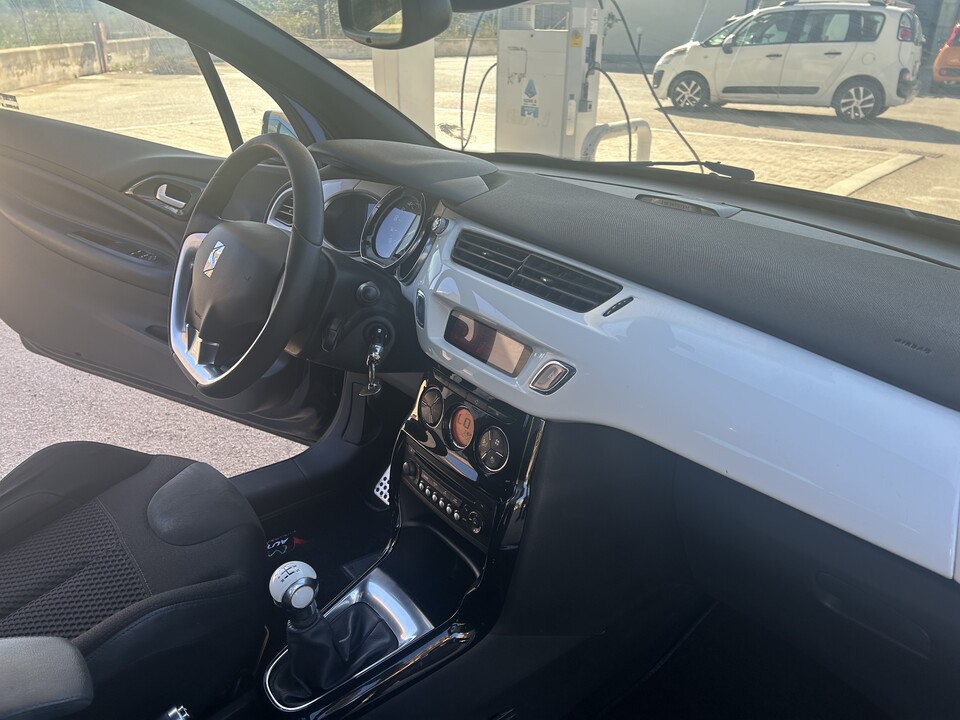 DS Automobiles DS3 Diesel