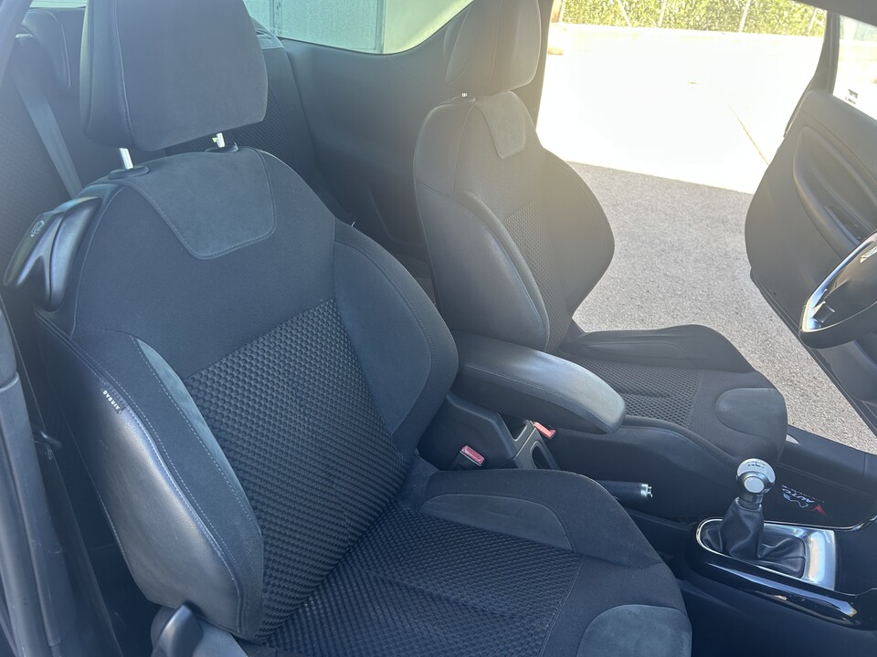 DS Automobiles DS3 Diesel