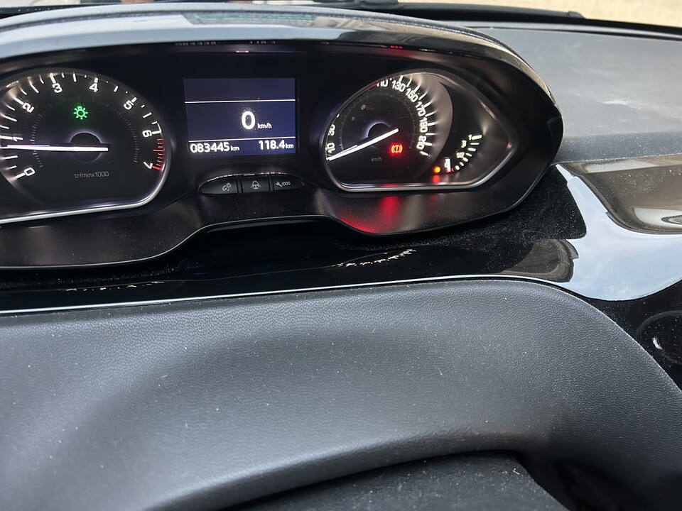 Peugeot 208 Benzina