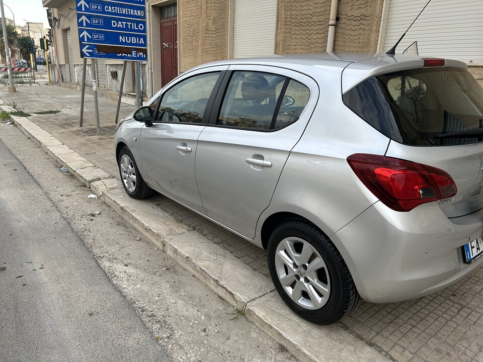 Opel Corsa GPL / Benzina