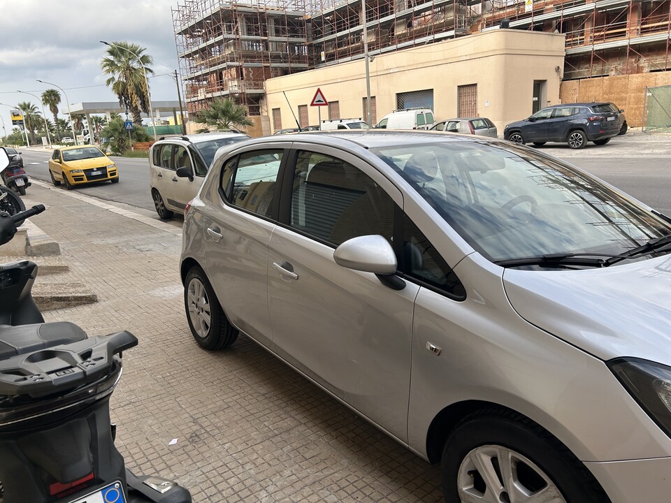 Opel Corsa GPL / Benzina