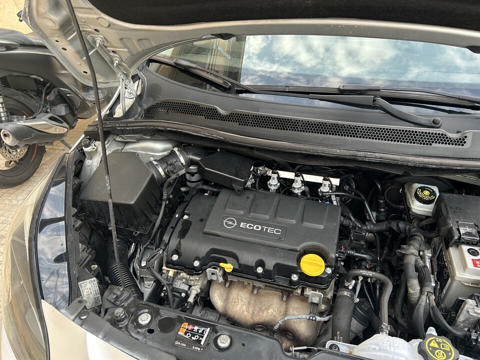 Opel Corsa GPL / Benzina