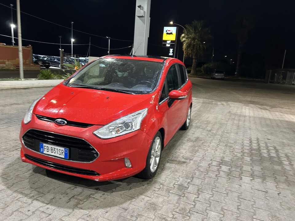 Ford B-Max GPL / Benzina