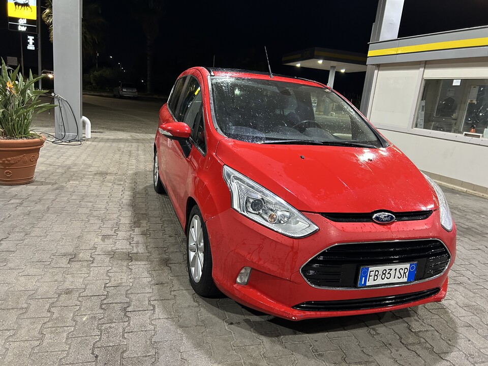 Ford B-Max GPL / Benzina