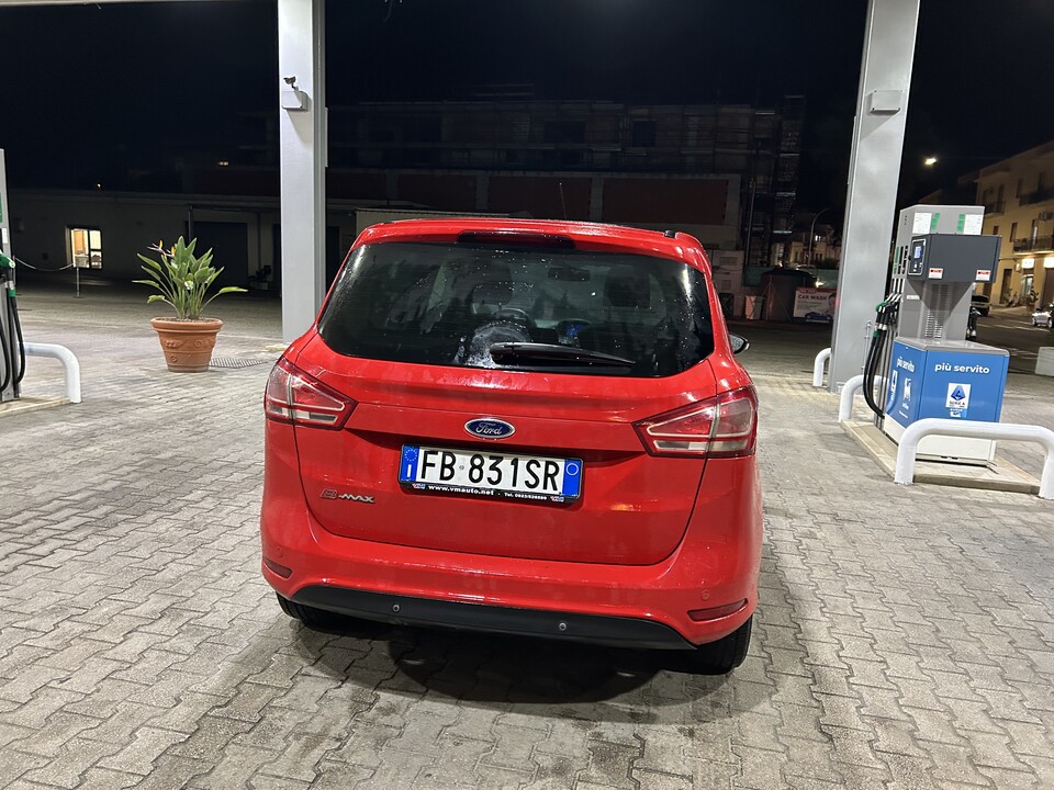 Ford B-Max GPL / Benzina