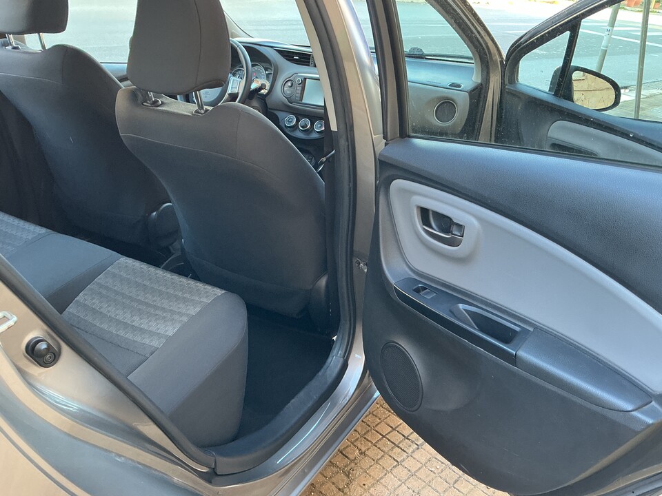 Toyota Yaris Benzina