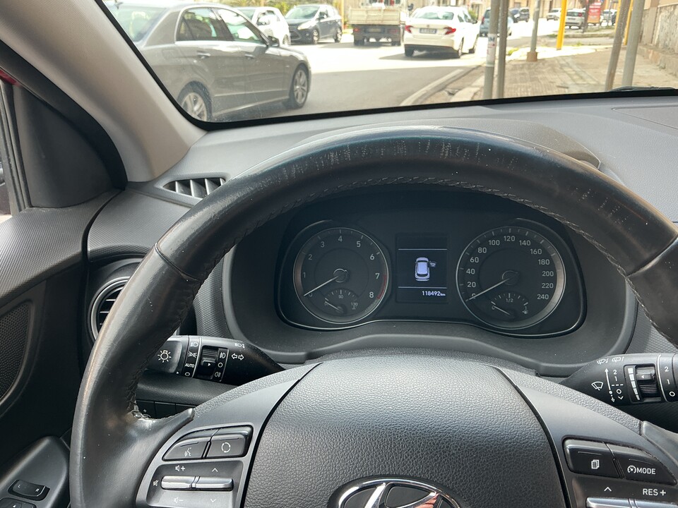 Hyundai Kona Benzina